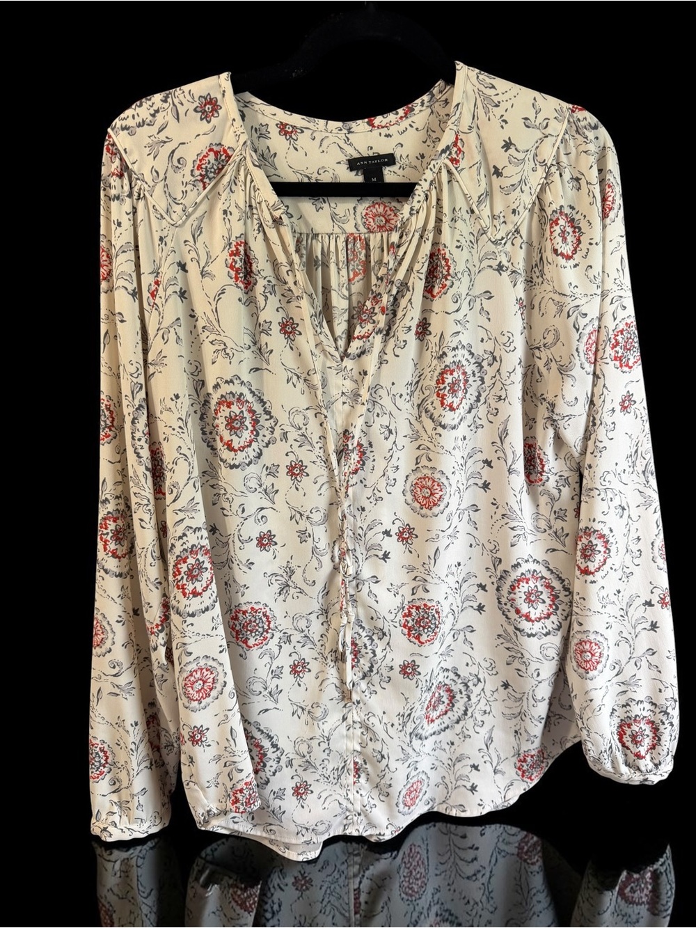 Ann Taylor Cream Floral Tie Neck Blouse Size Medium Boho Peasant